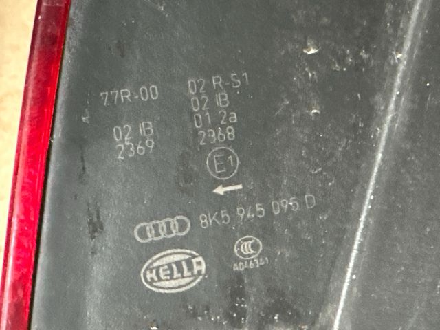 bontott AUDI A4 B8 Bal Hátsó Lámpa