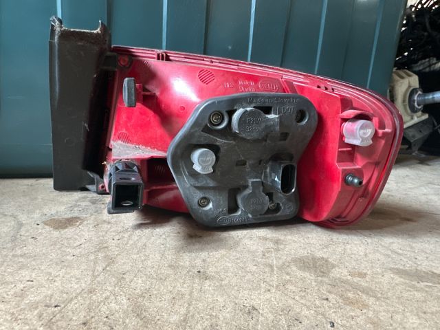 bontott AUDI A4 B8 Bal Hátsó Lámpa