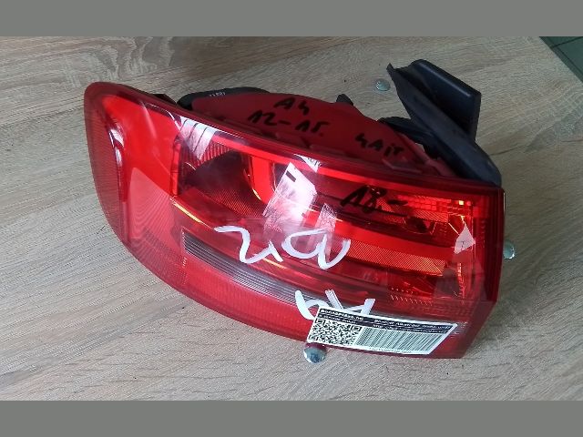 bontott AUDI A4 B8 Bal Hátsó Lámpa