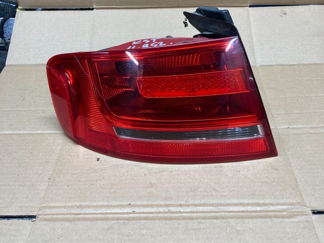 bontott AUDI A4 B8 Bal Hátsó Lámpa