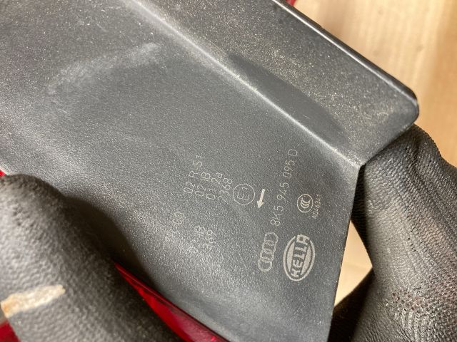 bontott AUDI A4 B8 Bal Hátsó Lámpa