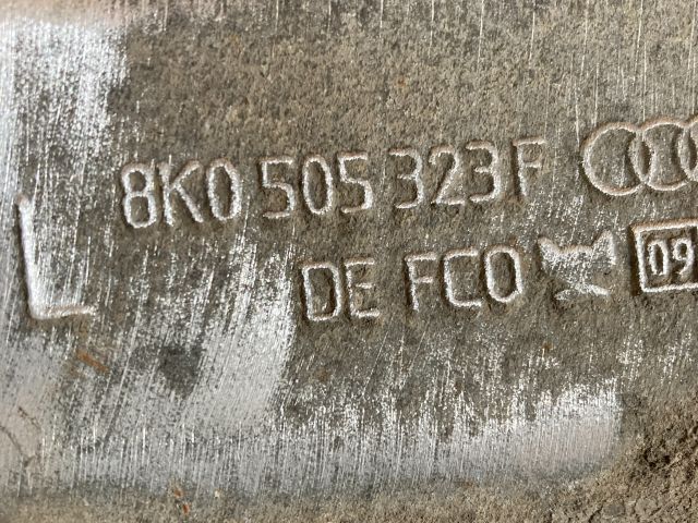 bontott AUDI A4 B8 Bal hátsó Lengőkar