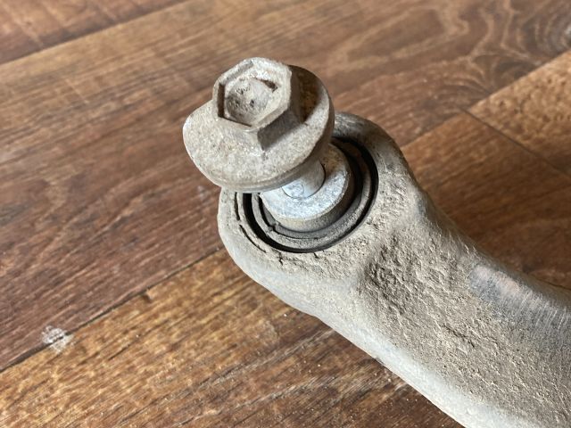 bontott AUDI A4 B8 Bal hátsó Lengőkar