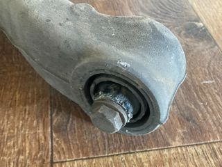 bontott AUDI A4 B8 Bal hátsó Lengőkar