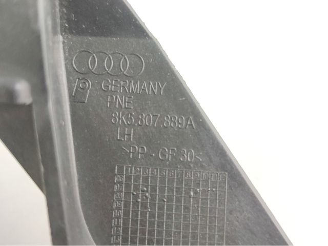 bontott AUDI A4 B8 Bal hátsó Lökhárító Tartó (Műanyag)