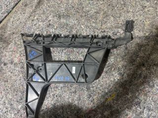 bontott AUDI A4 B8 Bal hátsó Lökhárító Tartó (Műanyag)