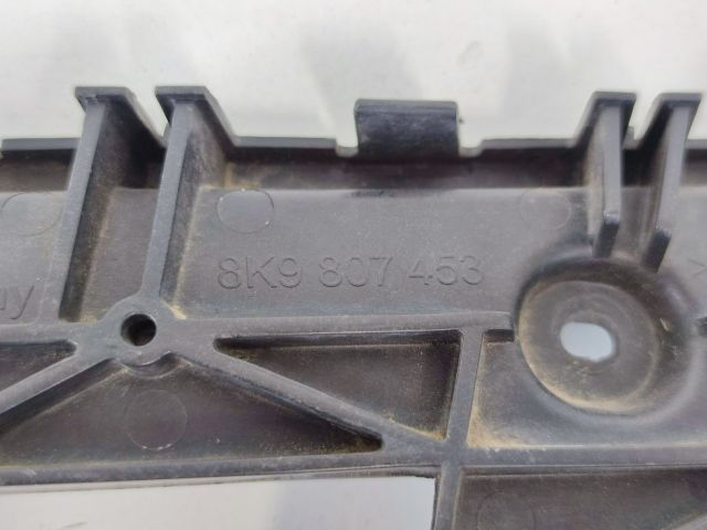 bontott AUDI A4 B8 Bal hátsó Lökhárító Tartó (Műanyag)