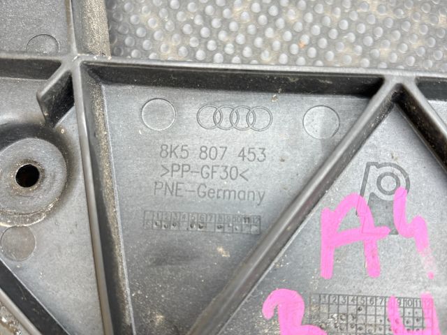 bontott AUDI A4 B8 Bal hátsó Oldal Lökhárító Tartó (Műanyag)