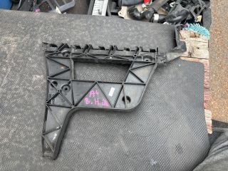 bontott AUDI A4 B8 Bal hátsó Oldal Lökhárító Tartó (Műanyag)