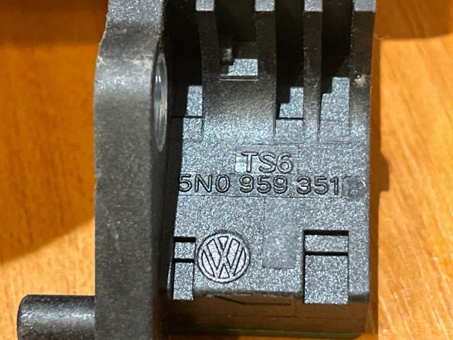 bontott AUDI A4 B8 Bal hátsó Oldal Ütközés Érzékelő