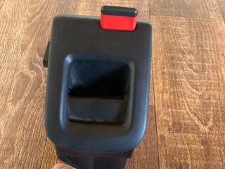 bontott AUDI A4 B8 Bal hátsó Ülés Rögzítő