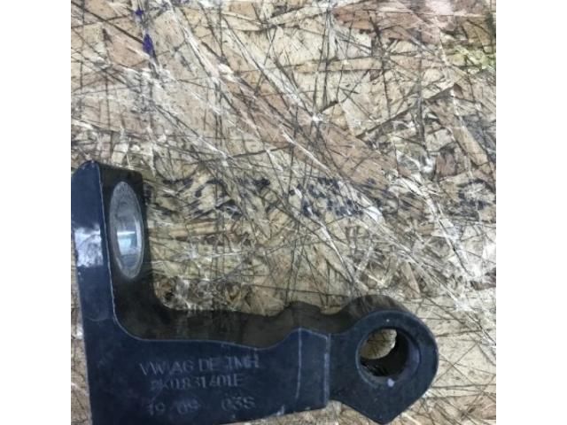 bontott AUDI A4 B8 Bal hátsó Zsanér