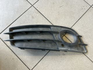 bontott AUDI A4 B8 Bal Ködlámpa Rács