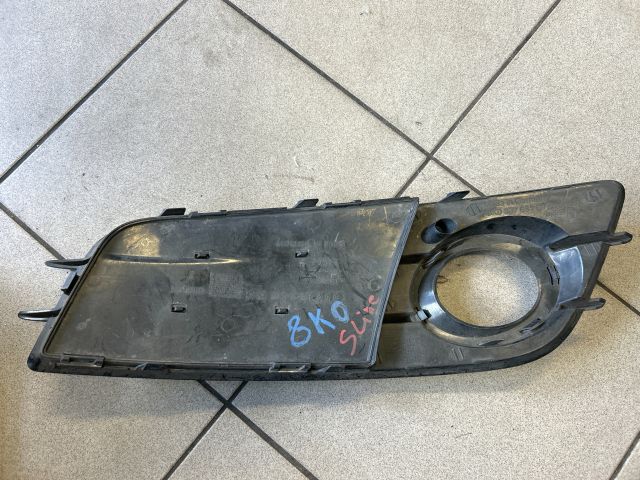 bontott AUDI A4 B8 Bal Ködlámpa Rács