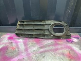 bontott AUDI A4 B8 Bal Ködlámpa Rács