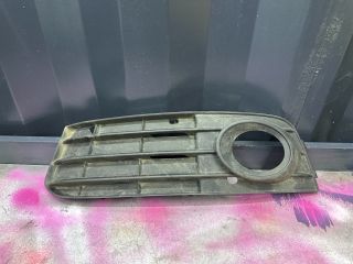 bontott AUDI A4 B8 Bal Ködlámpa Rács