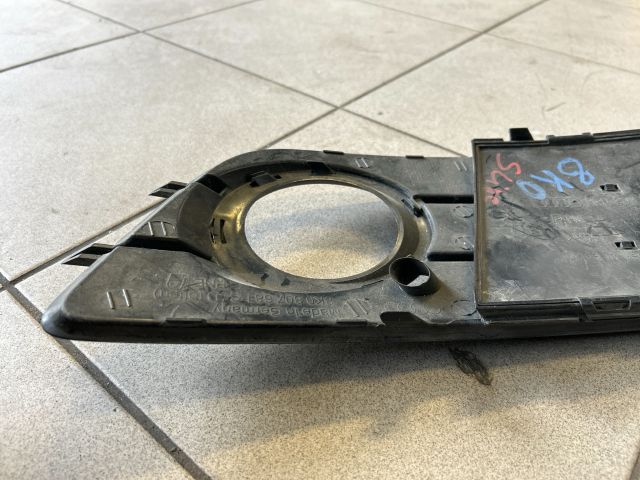bontott AUDI A4 B8 Bal Ködlámpa Rács