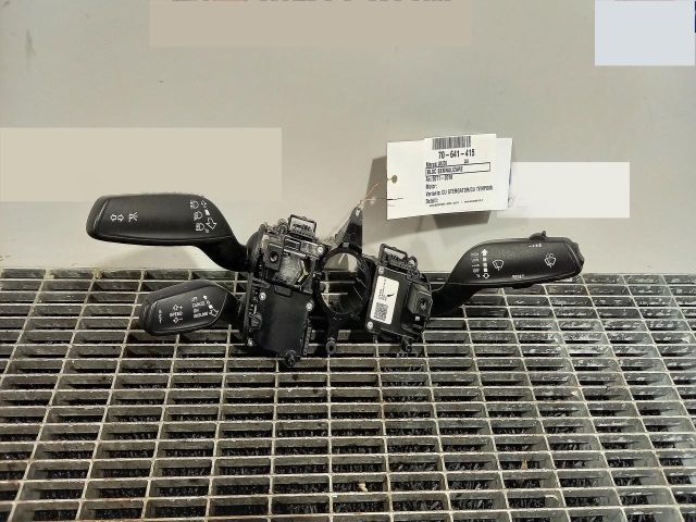 bontott AUDI A4 B8 Bal Kormánykapcsoló Irányjelző