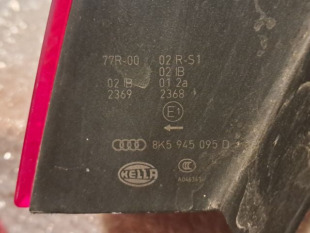 bontott AUDI A4 B8 Bal Külső Hátsó Lámpa