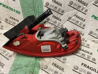 bontott AUDI A4 B8 Bal Külső Hátsó Lámpa