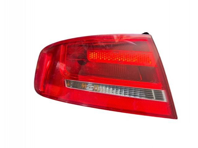 bontott AUDI A4 B8 Bal Külső Hátsó Lámpa