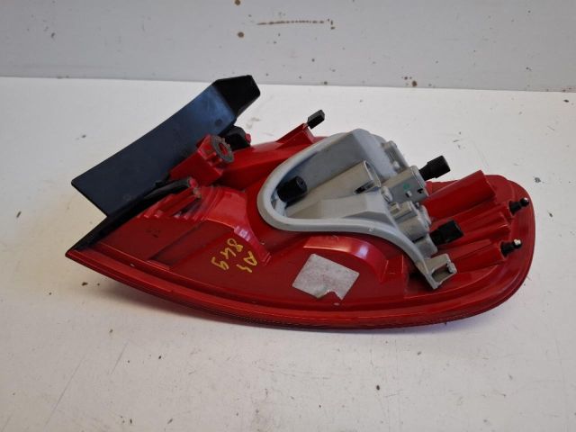 bontott AUDI A4 B8 Bal Külső Hátsó Lámpa