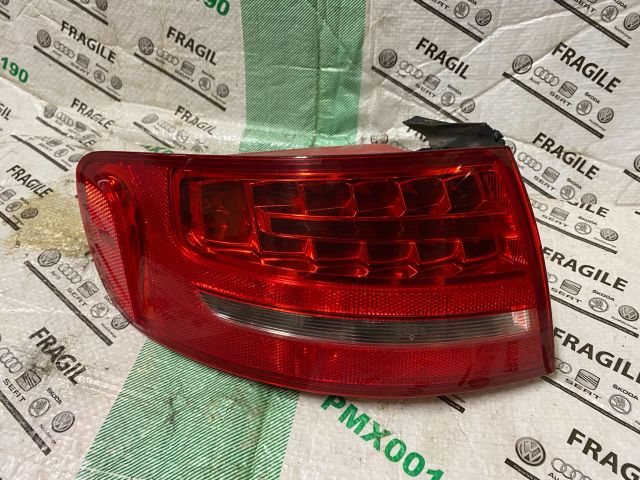 bontott AUDI A4 B8 Bal Külső Hátsó Lámpa