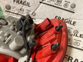bontott AUDI A4 B8 Bal Külső Hátsó Lámpa