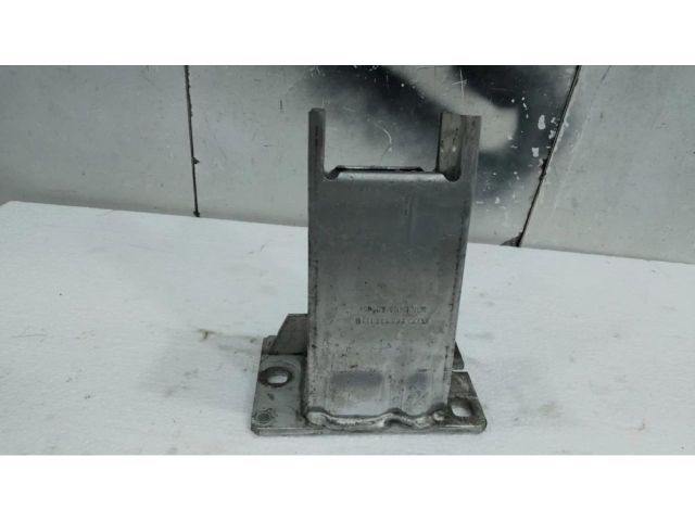 bontott AUDI A4 B8 Bal Lökhárító Tartó Nyúlványvég