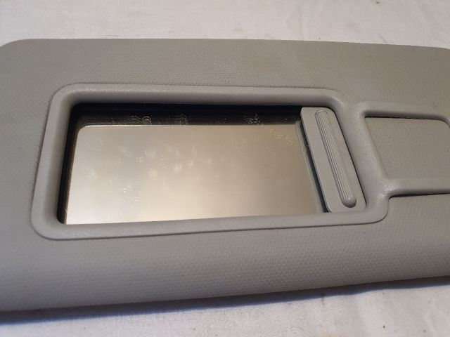 bontott AUDI A4 B8 Bal Napellenző