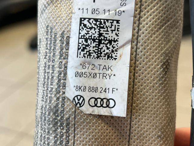 bontott AUDI A4 B8 Bal Oldallégzsák