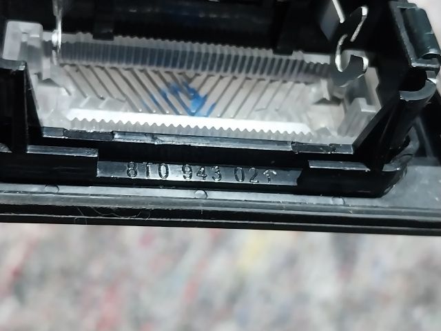 bontott AUDI A4 B8 Bal Rendszámtábla Világítás