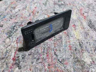 bontott AUDI A4 B8 Bal Rendszámtábla Világítás