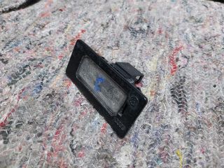 bontott AUDI A4 B8 Bal Rendszámtábla Világítás