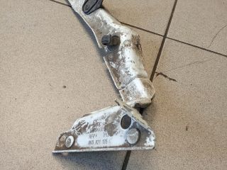 bontott AUDI A4 B8 Bal Sárvédő Oldaltartó