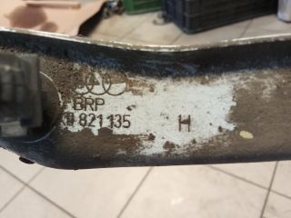 bontott AUDI A4 B8 Bal Sárvédő Oldaltartó