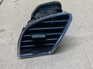 bontott AUDI A4 B8 Bal Szellőző