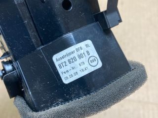 bontott AUDI A4 B8 Bal Szellőző