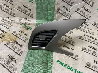 bontott AUDI A4 B8 Bal Szellőző