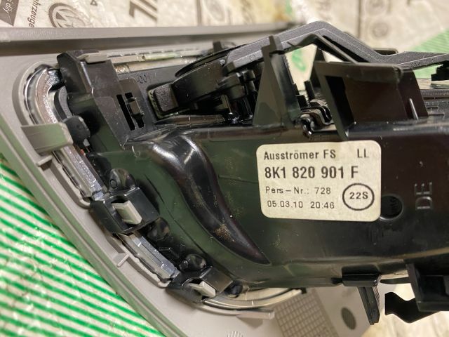 bontott AUDI A4 B8 Bal Szellőző