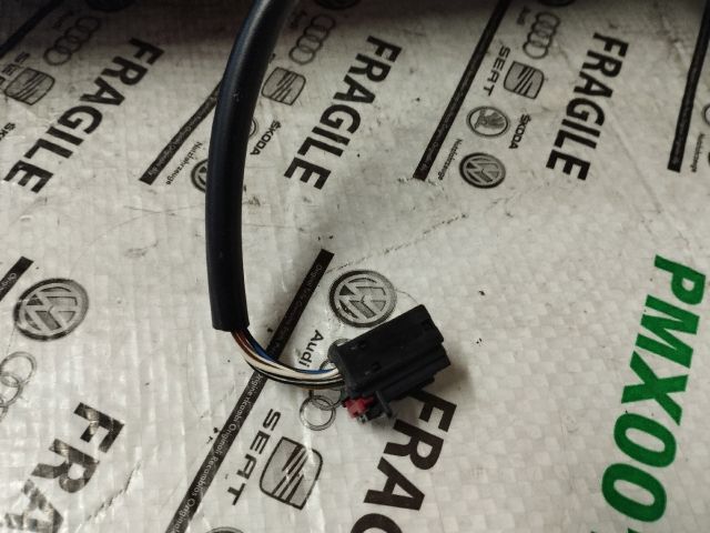 bontott AUDI A4 B8 Bal Visszapillantó Tükör (Elektromos)