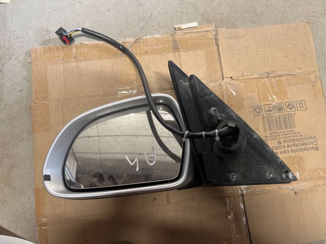 bontott AUDI A4 B8 Bal Visszapillantó Tükör (Elektromos)