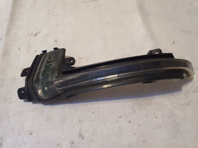 bontott AUDI A4 B8 Bal Visszapillantó Tükör Irányjelző