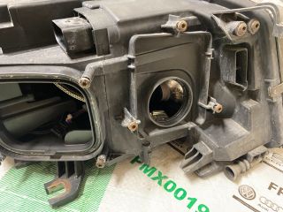 bontott AUDI A4 B8 Bal Xenon Fényszóró
