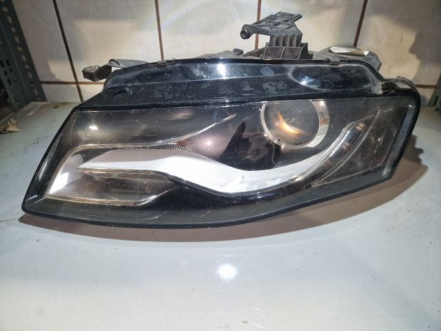 bontott AUDI A4 B8 Bal Xenon Fényszóró