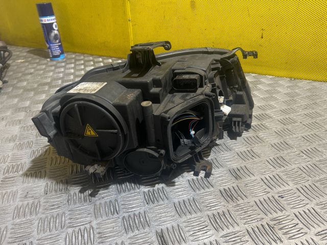 bontott AUDI A4 B8 Bal Xenon Fényszóró