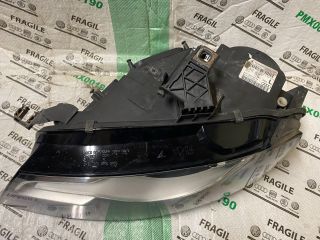 bontott AUDI A4 B8 Bal Xenon Fényszóró