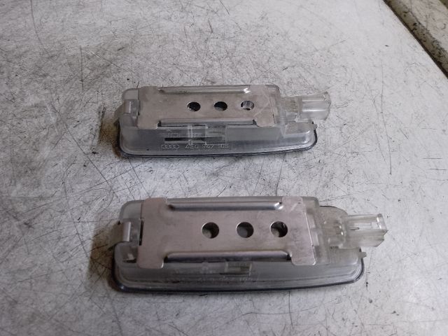 bontott AUDI A4 B8 Beltér Világítás Első