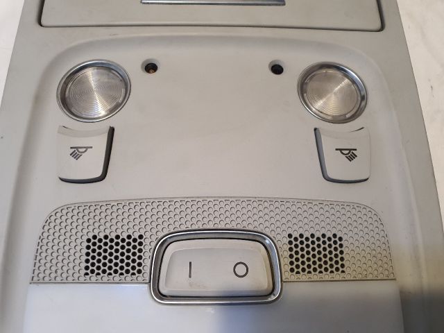 bontott AUDI A4 B8 Beltér Világítás Első