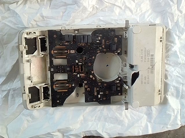 bontott AUDI A4 B8 Beltér Világítás Első